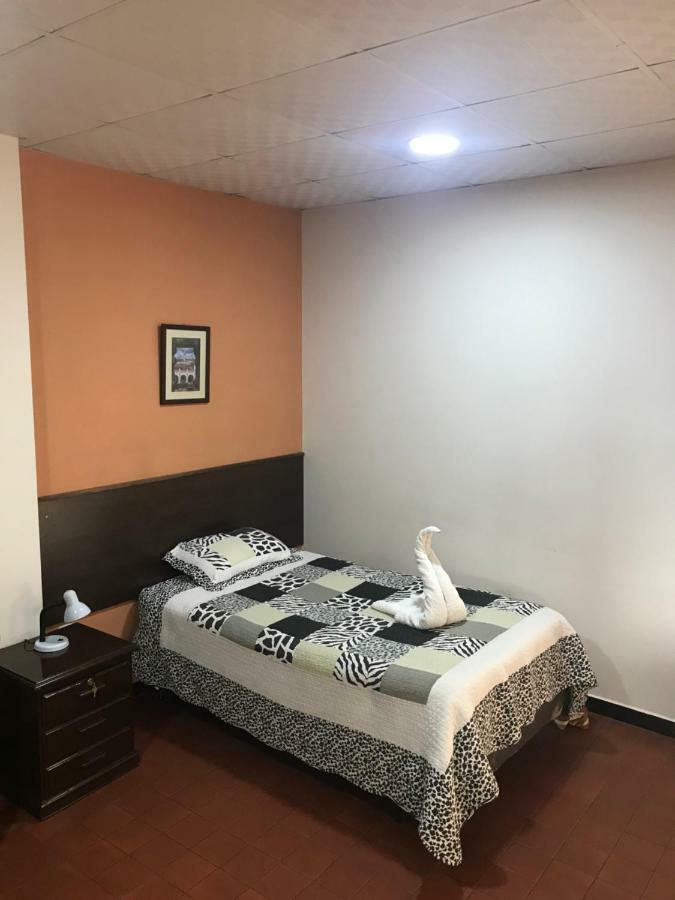 Cittadella Hostal Сукре Екстер'єр фото