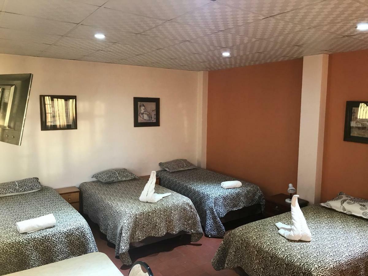 Cittadella Hostal Сукре Екстер'єр фото