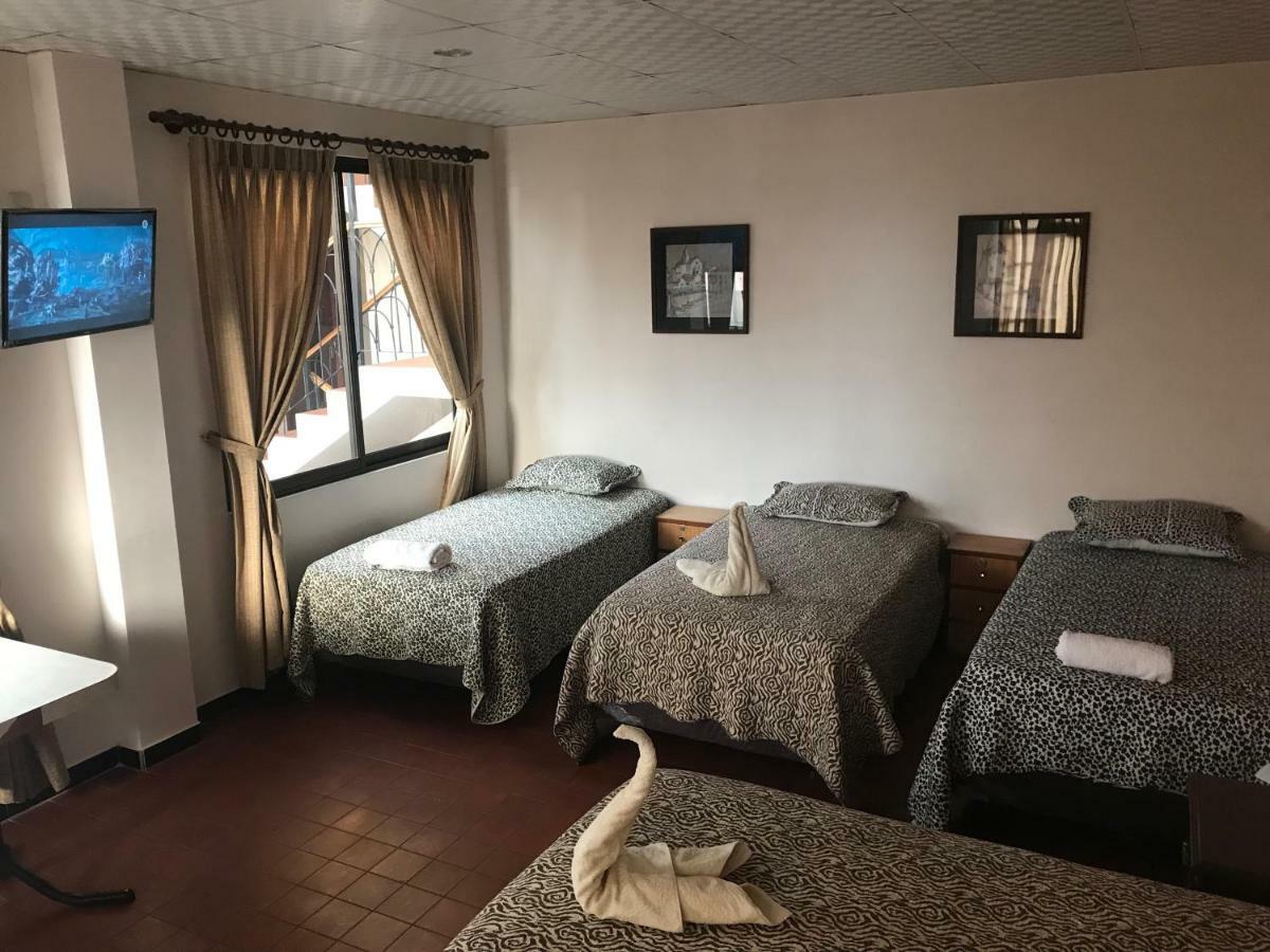 Cittadella Hostal Сукре Екстер'єр фото