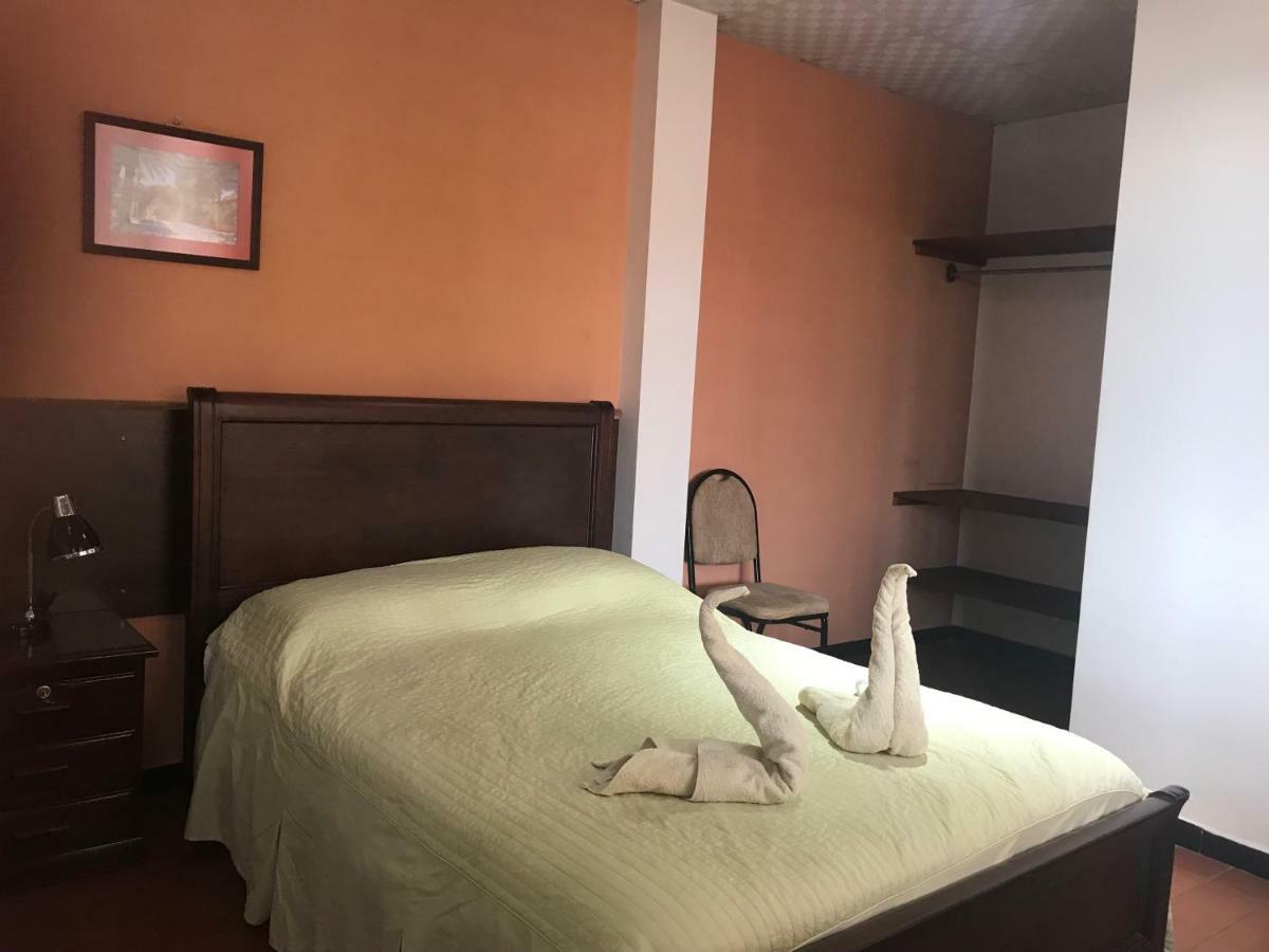 Cittadella Hostal Сукре Екстер'єр фото