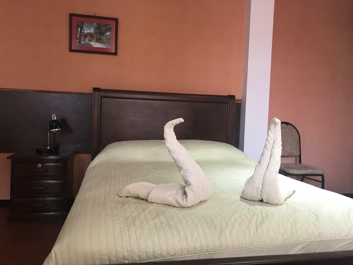Cittadella Hostal Сукре Екстер'єр фото